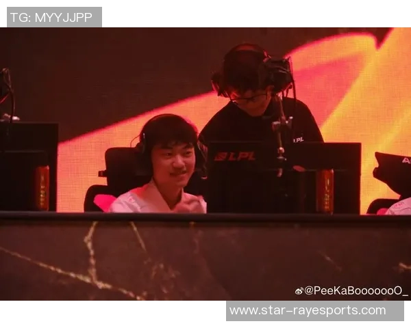 EDG在S15LOLMajor赛积分榜中以71分稳居第一位置引发关注 EDG在S15LOLMajor赛积分榜中以71分稳居第一位置引发关注